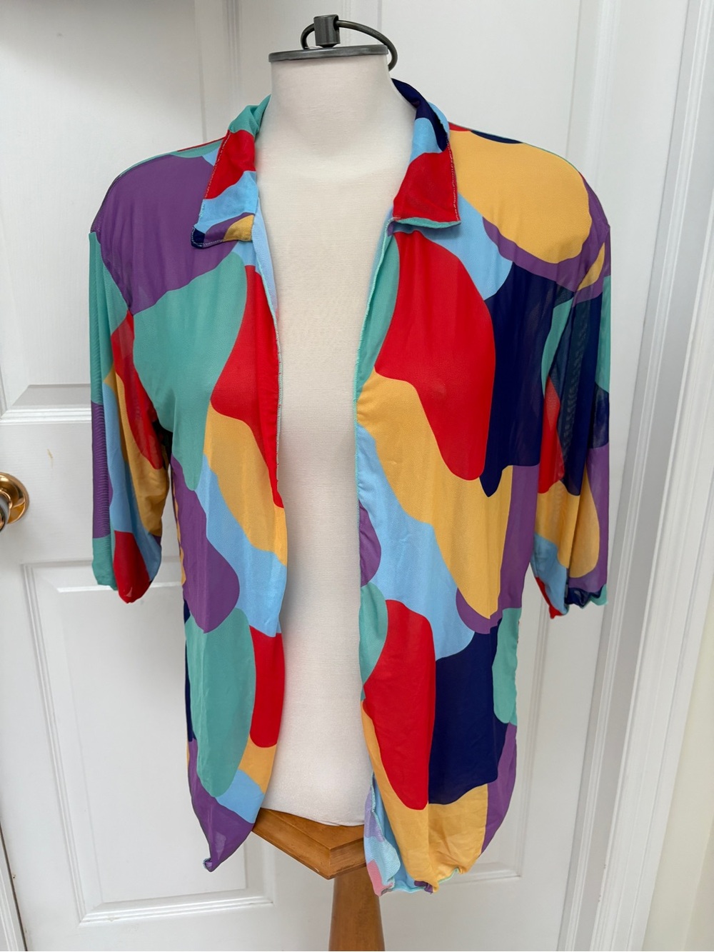Colorful Abstract Print ladies Shirt & Shorts Set - Multicolor cover up - Picture 2 of 7